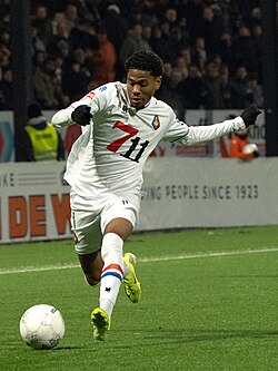 Tyrese Noslin - Curaçao National Football Team player